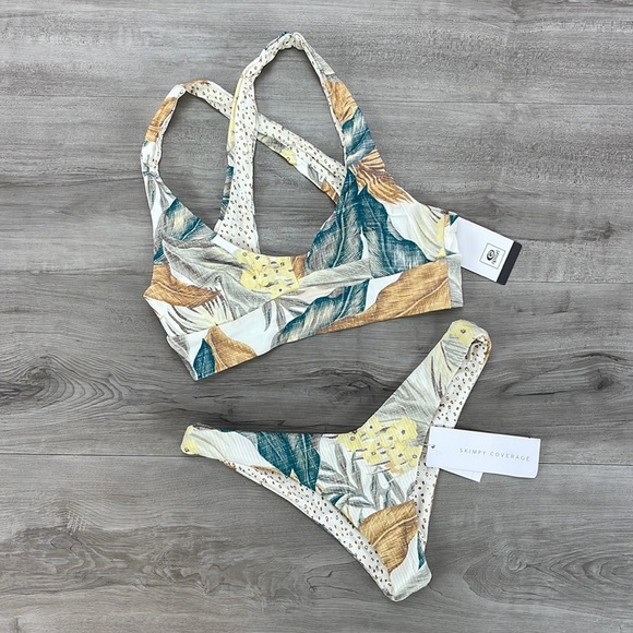 ☀️RIP CURL☀️ TROPIC SOL REVERSIBLE SKIMPY BIKINI SET - Picture 2 of 14